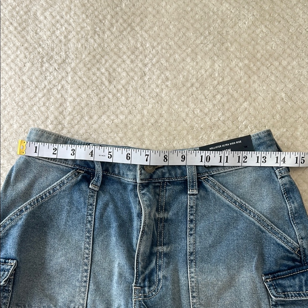 Hollister Blue Cargo Shorts - Picture 4 of 7